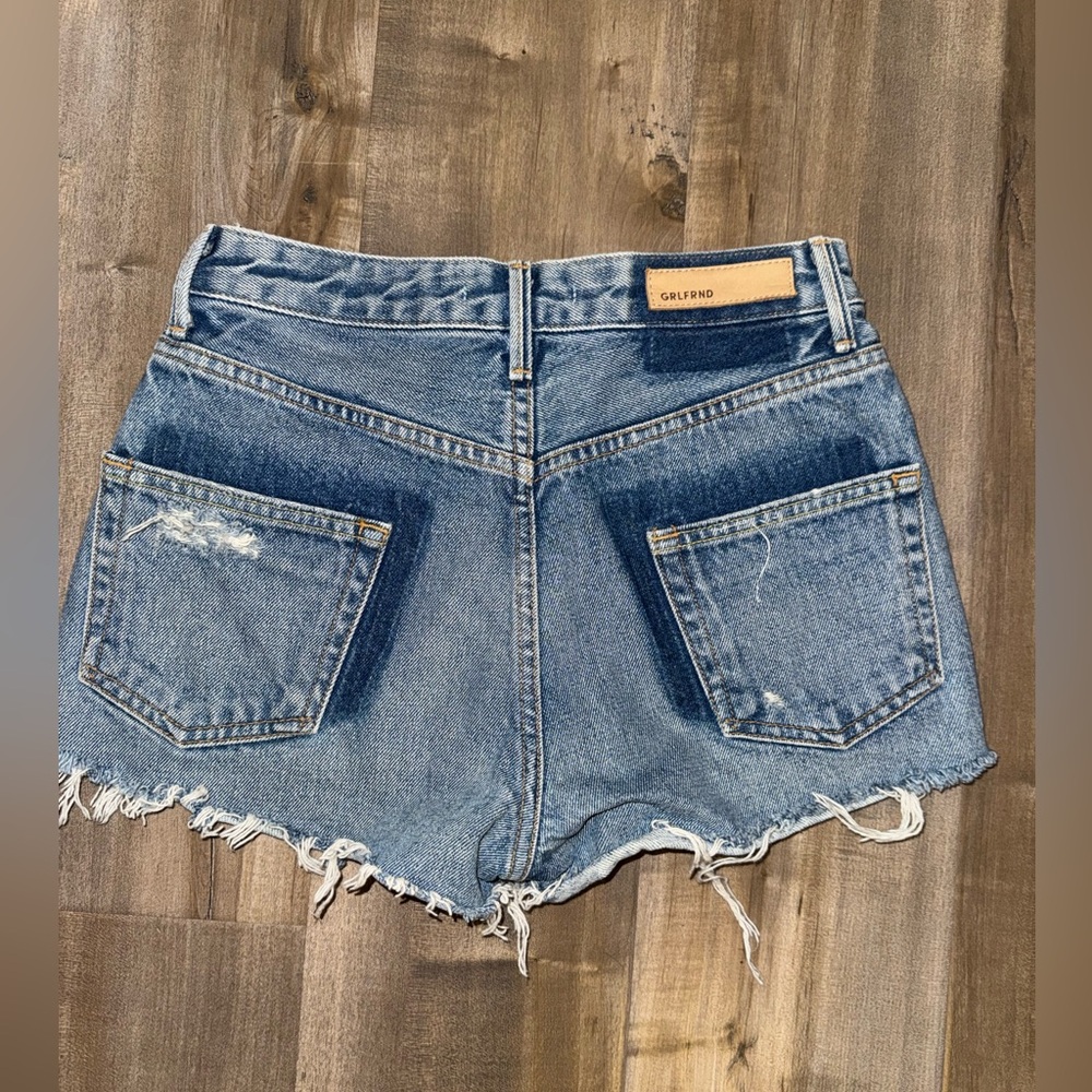 GRLFRND Cindy High Rise Cut Off in Color Pink Moon Button Fly Size 25 - Picture 2 of 8